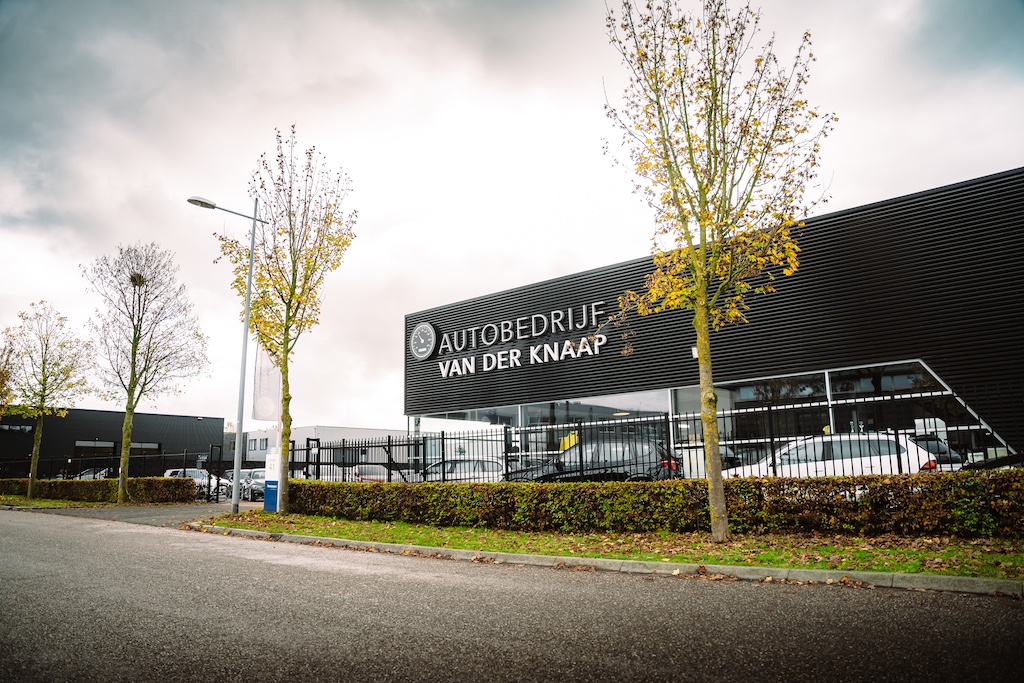 AutoCrew - Autobedrijf van der Knaap - Garage in Zeewolde