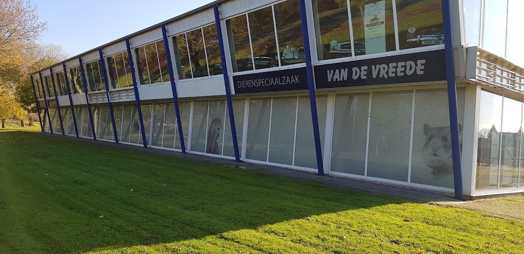 Dierenspeciaalzaak Van de Vreede XXL
