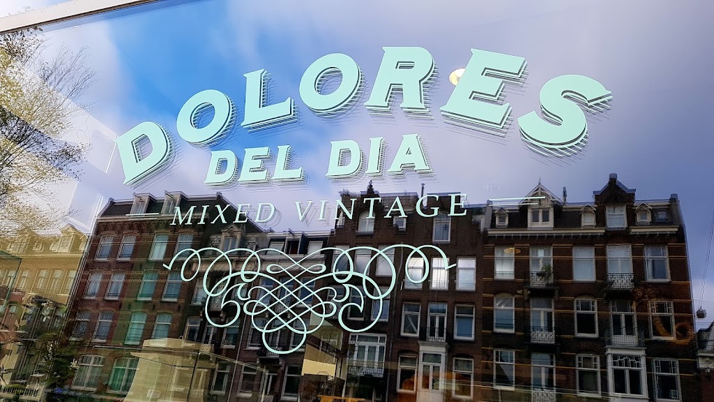Dolores Del Dia Vintage & Modern Dolores Del Dia Vintage & Modern