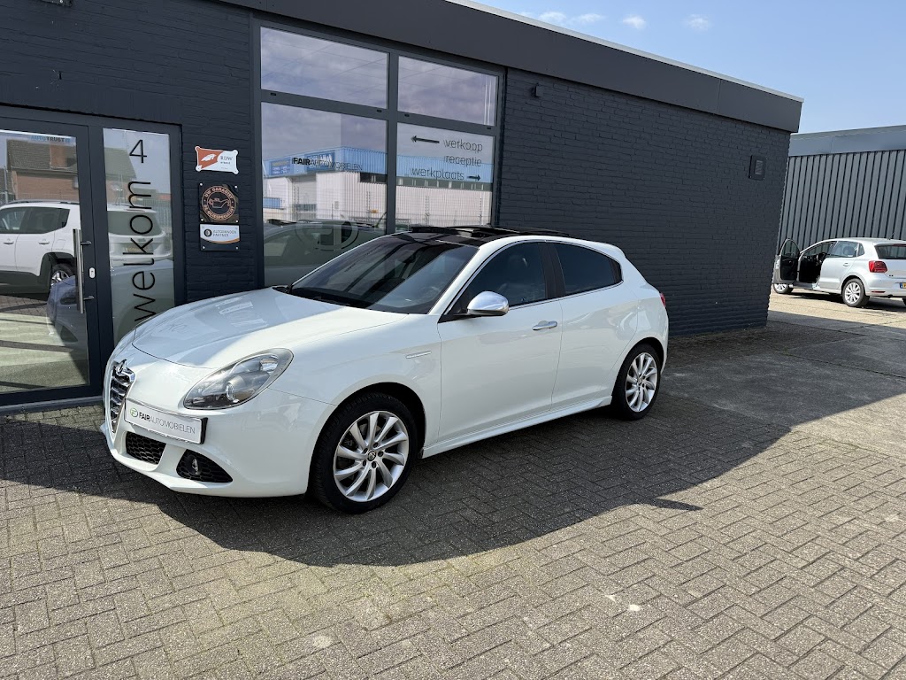 Fair Automobielen voor de in- verkoop van jonge gebruikte auto's. Fair Automobielen voor de in- verkoop van jonge gebruikte auto's.
