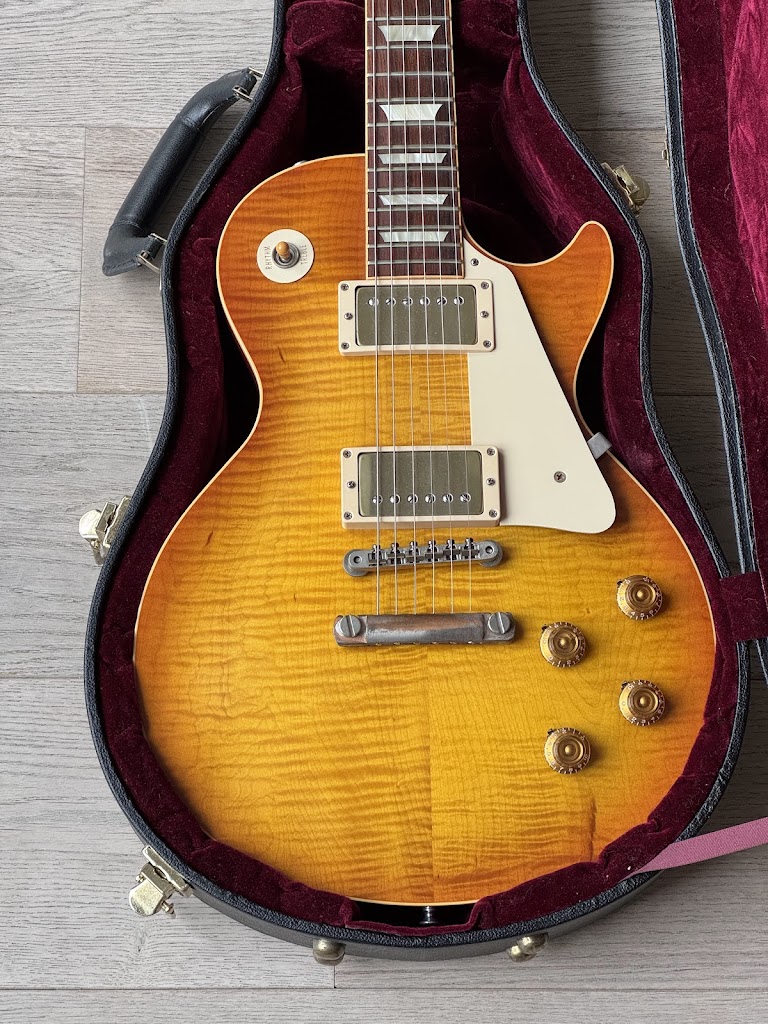 Flow Guitars by M.P. (Online Shop) Flow Guitars by M.P. (Online Shop)
