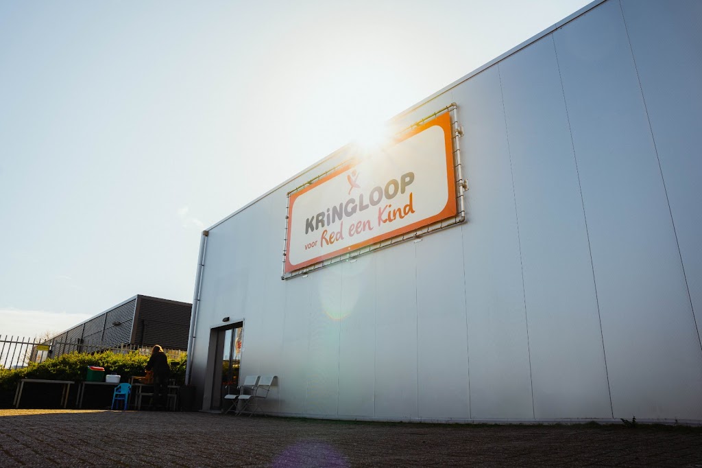 Kringloop voor Red een Kind Zwolle Zuid Kringloop voor Red een Kind Zwolle Zuid