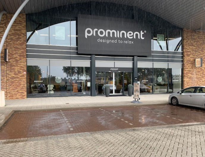 Meubelwinkel Prominent Spijkenisse | Relaxstoelen | Sta-op stoelen | Banken