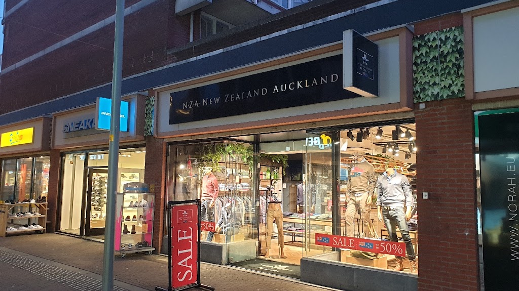 N.Z.A. New Zealand Auckland N.Z.A. New Zealand Auckland