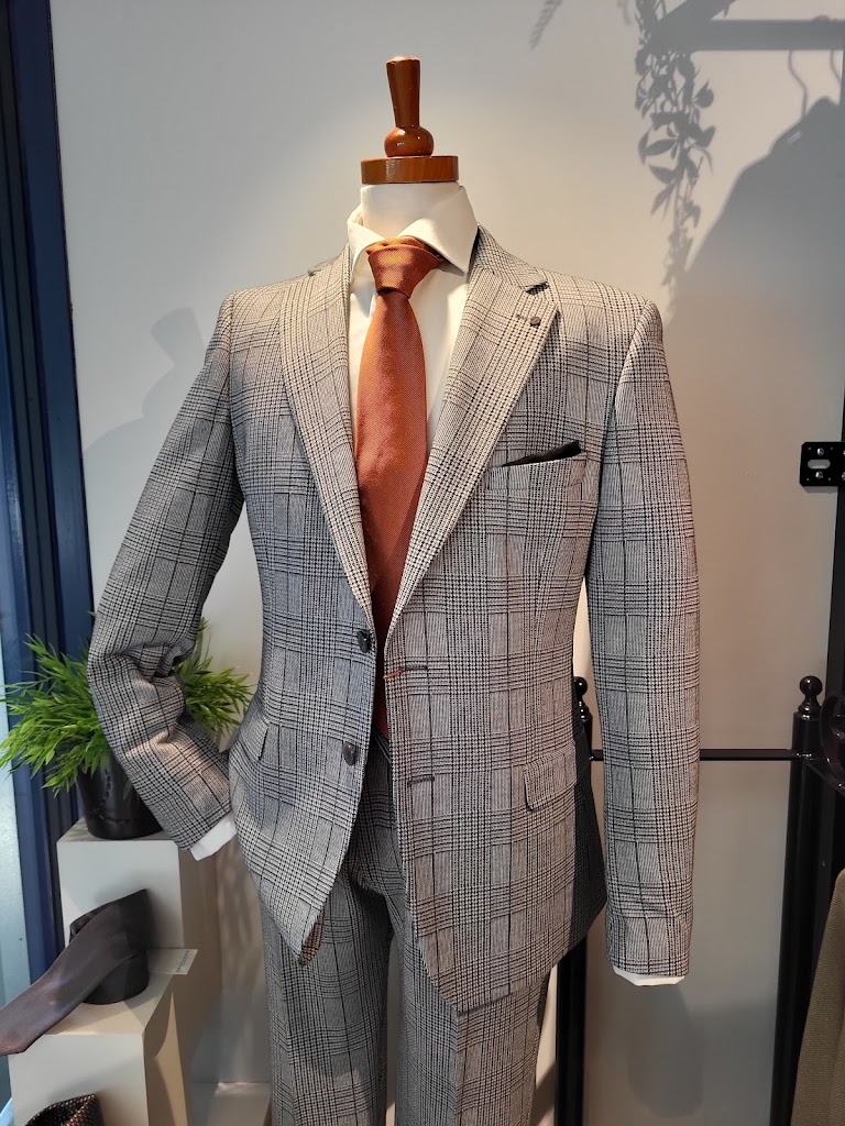 Rudolf Peter Fashion Store