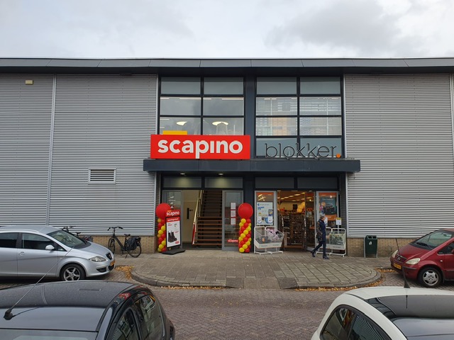 Scapino Goes Scapino Goes