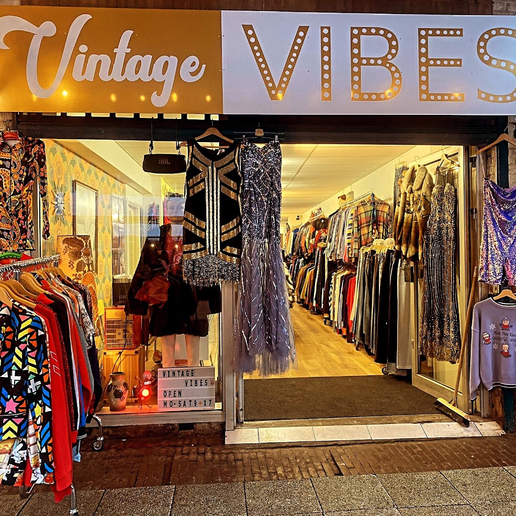 Vintage Vibes Vintage Vibes