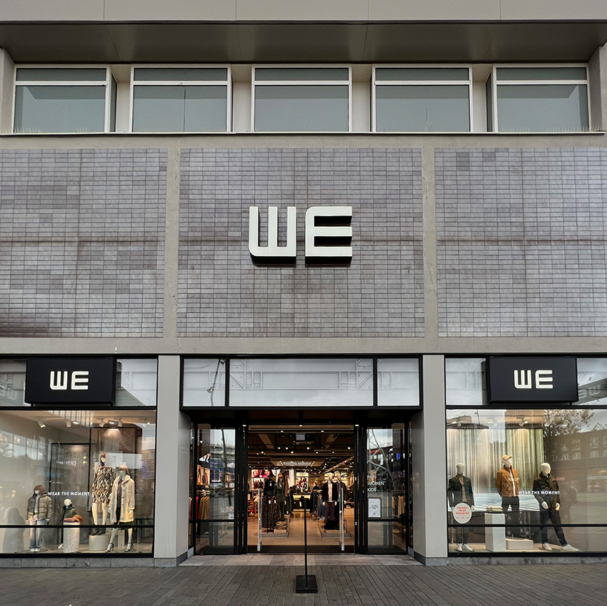 WE Fashion Enschede - H.J. van Heekplein